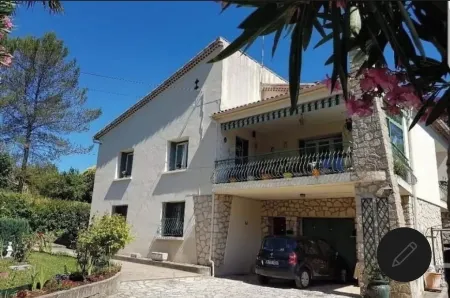 Trepeloup accommodation