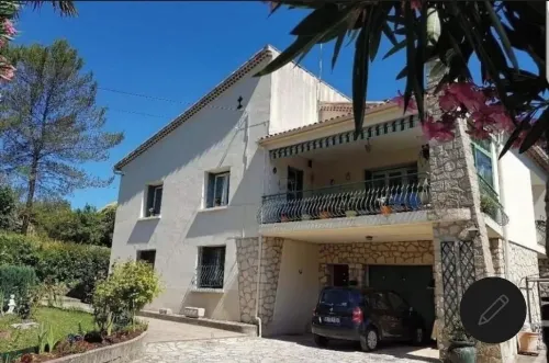 Trepeloup accommodation Hotels in Ales