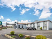 Quality Inn - Niagara Falls Blvd Hotels near Niagara Aerospace Museum