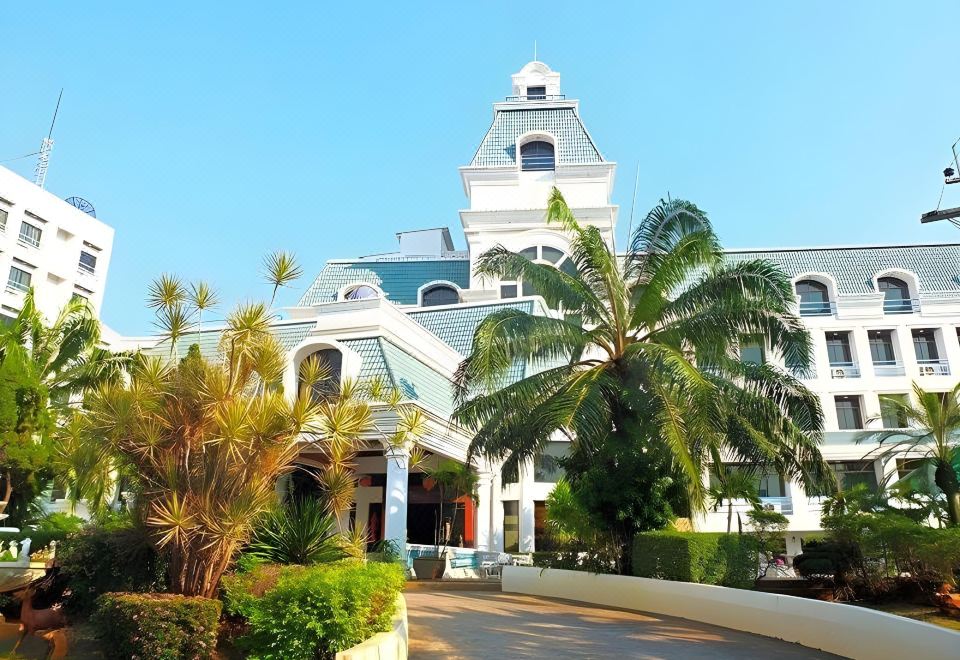 hotel overview picture