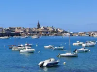 Holiday Home in Cléder near Les Amiets Beach - 2-Star