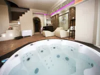 Farmhouse in Lazio with Lake Bolsena Views