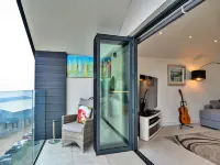 Penthouse apartment in Teignmouth, No Deposit