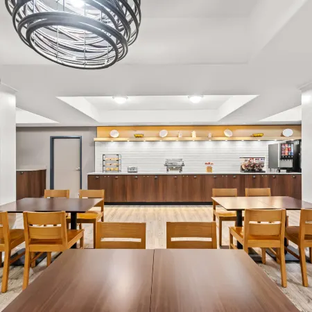 Country Inn & Suites by Radisson, Elizabethtown, KY