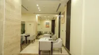 benzrthotel - breakfast