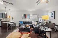 LUXURY AND LOCATION!!!