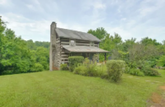 3 Mi to River: 11-acre Retreat in Rural Stockport