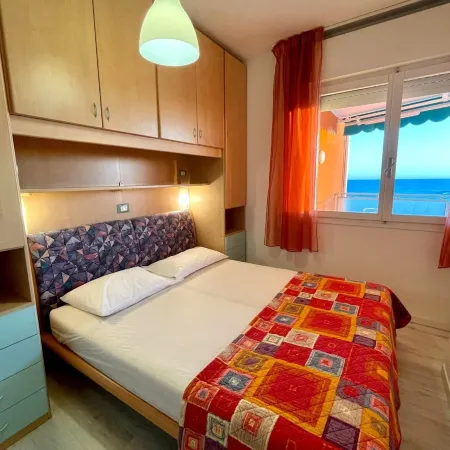 Wonderful Beachfront Apartment - Beahost