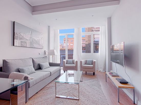 Comfortable Apartment near Retiro Park. Retiro III