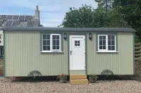 Woodhead Shepherds Hut - Sleeps 2 - Parking - ห้องครัว