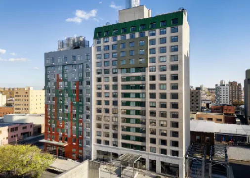 DoubleTree by Hilton Long Island City New York Отели в г. Нью-Йорк