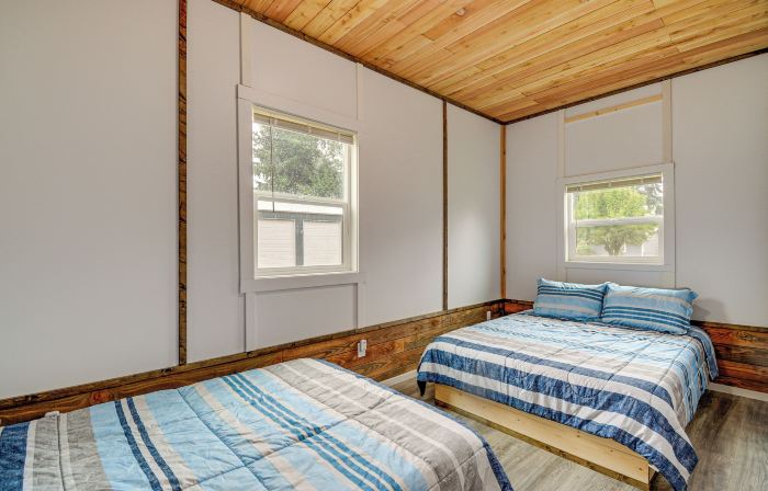 Near Twilight Sites & Scenic Hikes: Forks Apt