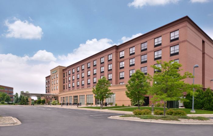 Holiday Inn MADISON AT THE AMERICAN CENTER by IHG