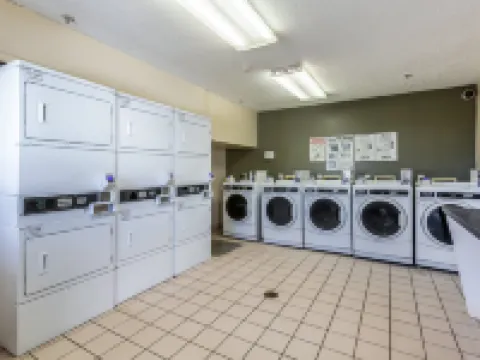 HomeTowne Studios Atlanta - Chamblee Hotels in Chamblee