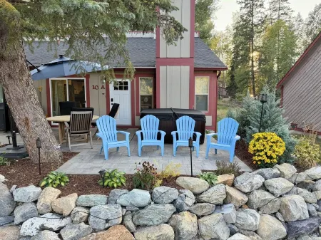 Newly Renovated Whitefish Vacation Home Отели в г. Уайтфиш