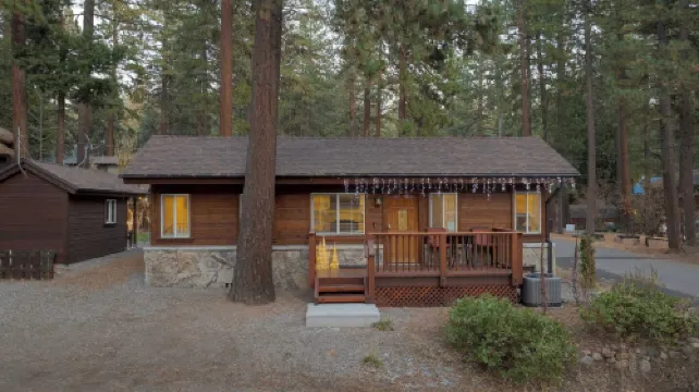 Lake Star by AvantStay Hot Tub Walk to Beach