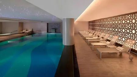 Seyithan Palace Spa Hotel Отели рядом с достопримечательностью «Музей авиации»