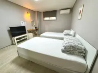 Gyeongju BonghwangMansion - Hostels