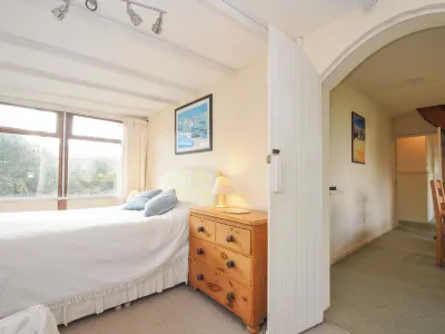 Avoca Hotels near Fishing Cove field