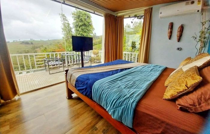 La Niebla Farm Resort