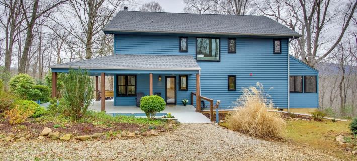 Modern Nellysford Getaway on 40 Private Acres! Hotéis em Nelson County