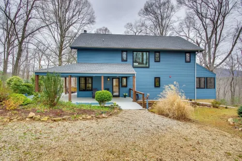 Modern Nellysford Getaway on 40 Private Acres!