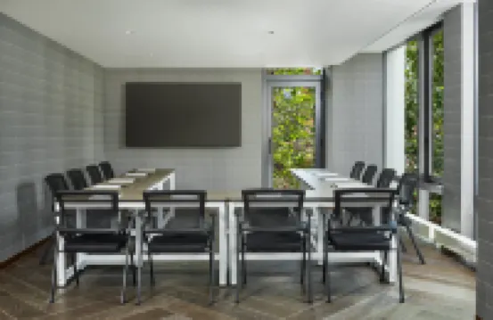 The George Manhattan, Tapestry Collection by Hilton