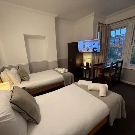 Central Hotel