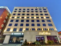 Full Moon Hotel Hotels near Incheon Station