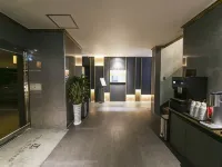 Daejeon Yuseong Top Cloud Hotel Hotels in Daejeon