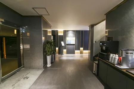 Daejeon Yuseong Top Cloud Hotel Отели в г. Тэджон
