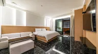 HOTEL THE ART UIWANG - parking