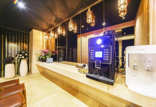 정책 관련 정보 1