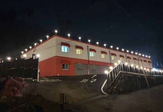 무인텔 드라이브인 입구