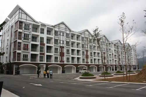 Cameron Golden Hills Resort