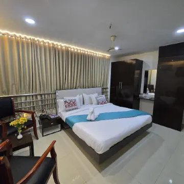 Hotel Jubilee Pride Отели рядом с достопримечательностью «Конгресс-центр Subham»