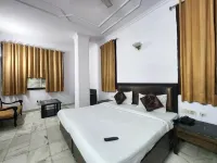 โรงแรม แกรนด์ เซ็นทรัล ใกล้ เมโทร คารอลบากห์ โรงแรมใกล้ถนนช้อปปิ้ง Karol Bagh