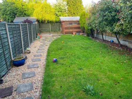 Modern and Spacious 3 Bed Retreat - Bracknell