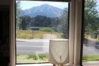 Retro 3BD Sun Valley Condo + Free Resort Amenities! - Mountain view