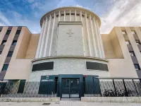 Livensa Living Pamplona Albergue Juvenil Hotels near UPNA