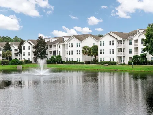 Landing Furnished Apartments Near Unf - Condos