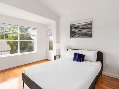 Lux 3-Bedroom Home Retreat - Close to Amazon, Google and Microsoft