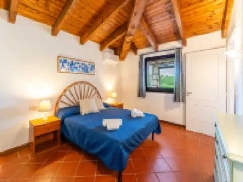 Spacious flat with pool