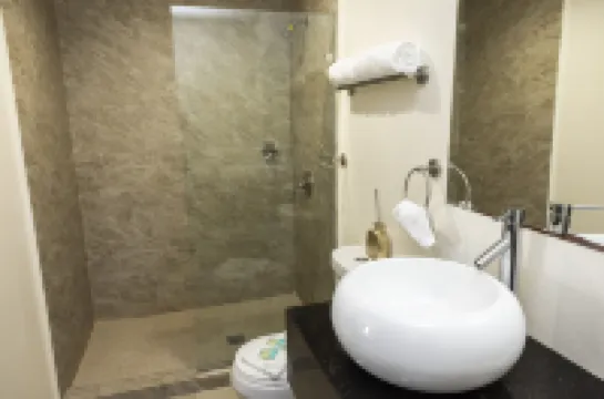 스타즈 호텔 만달