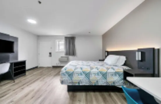 Southern Suites Pensacola Mobile Hwy