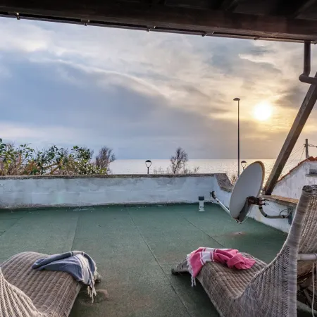 Kallisti Beach House - Happy Rentals