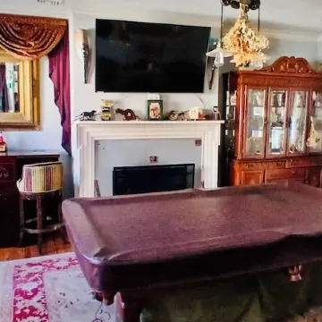18th Cent. Charm in Historic Downtown Annapolis