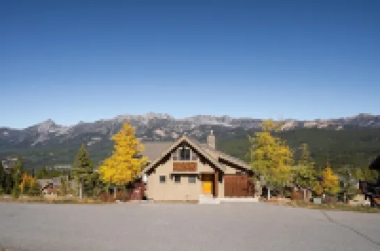 3 Bandit Way 4 Bedroom Home by Moonlight Basin Lodging