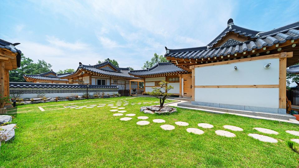Gimpo Deokpojin Hanok Pension