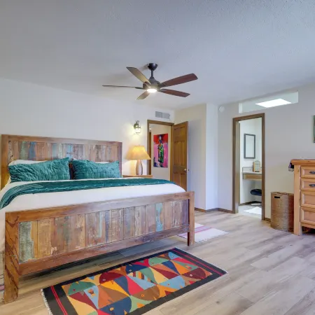 Adventurers Oasis - 3 Mi South of Dtwn Santa Fe!